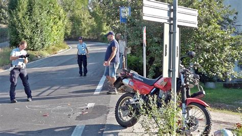 Scontro in moto a Pegognaga: muore un trentottenne